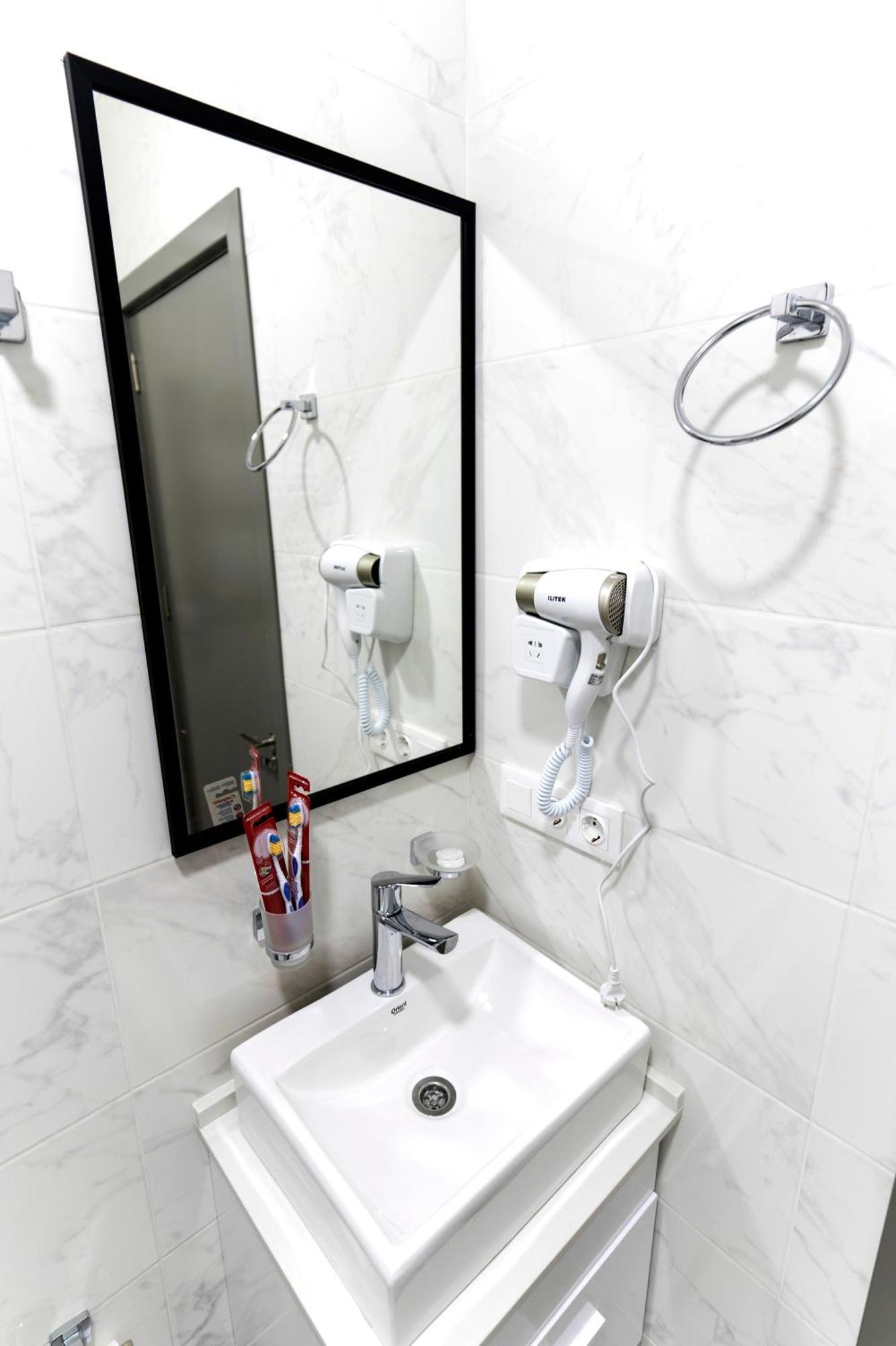 Boulevard Apartments บาทูมิ ภายนอก รูปภาพ