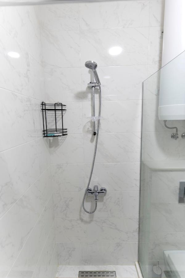 Boulevard Apartments บาทูมิ ภายนอก รูปภาพ