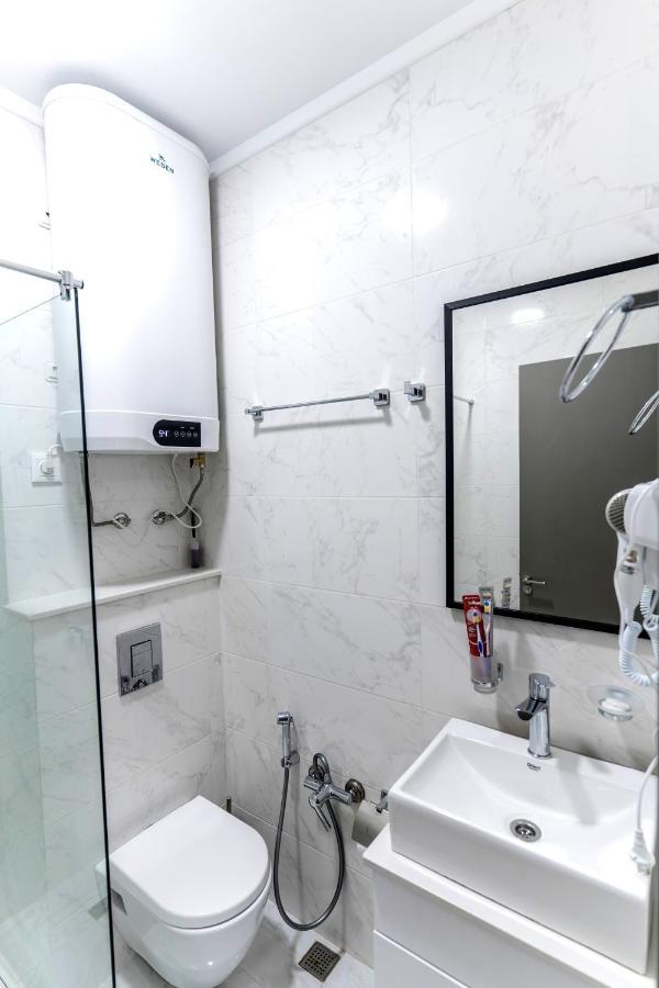 Boulevard Apartments บาทูมิ ภายนอก รูปภาพ
